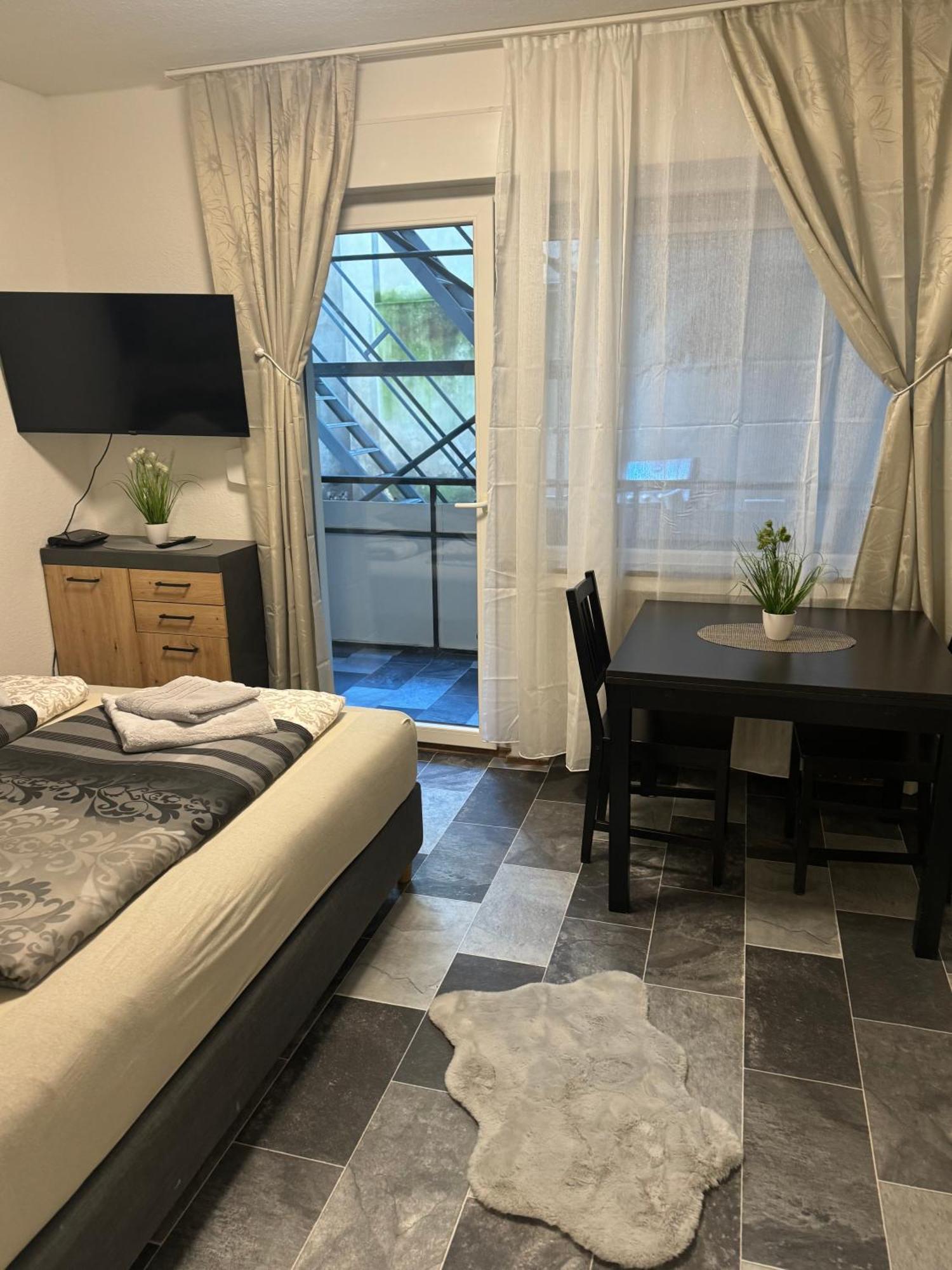 קרפלד M&Bluxux Apartaments מראה חיצוני תמונה